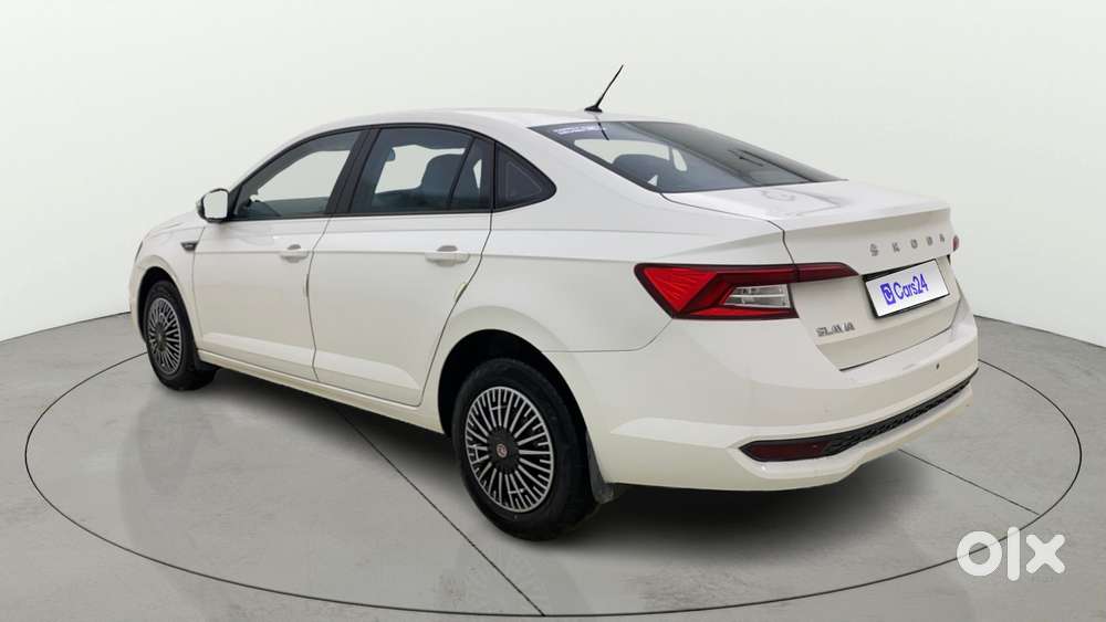 Skoda Slavia Ambition 1.5l Tsi Mt, 2022, Petrol