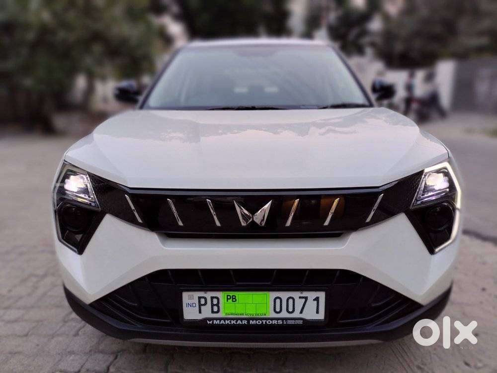 Mahindra Xuv 3xo Ax5 Ds Mt, 2024, Diesel