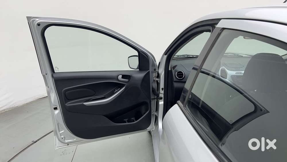 Ford Figo 1.5p Titanium At, 2016, Petrol