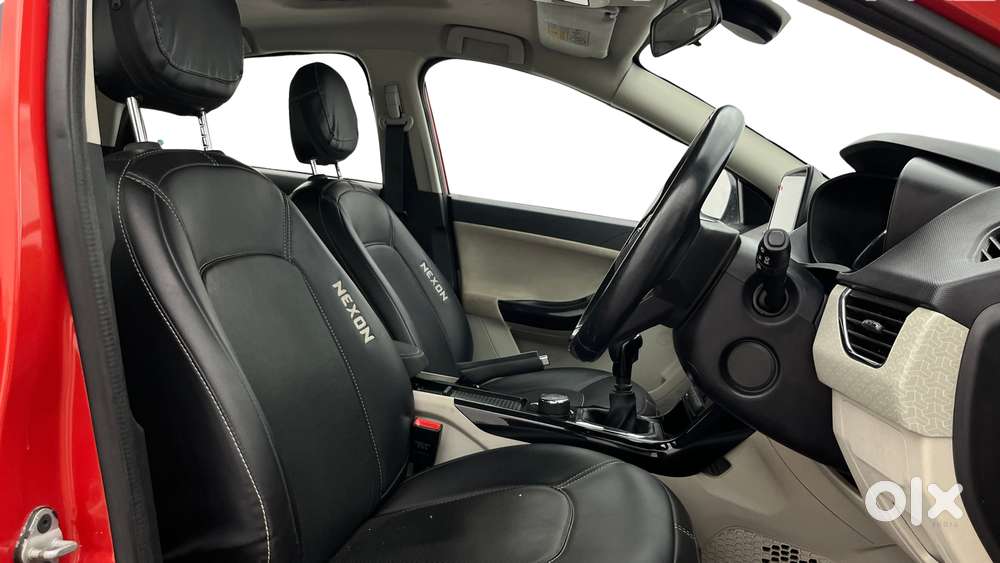Tata Nexon 1.2 Revotron Xz Plus, 2022, Petrol