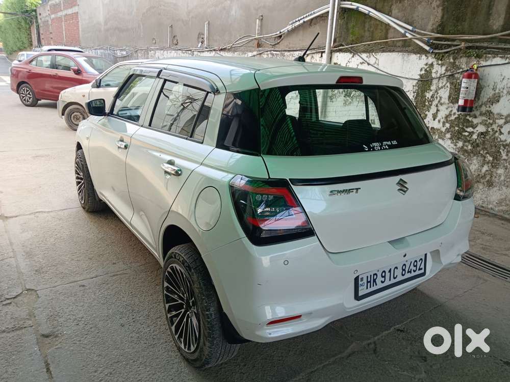 Maruti Suzuki Swift Lxi Optional-o, 2024, Petrol