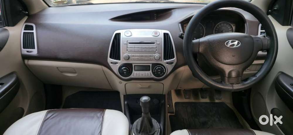 Hyundai I20 Petrol Cvt Magna Executive, 2012, Petrol