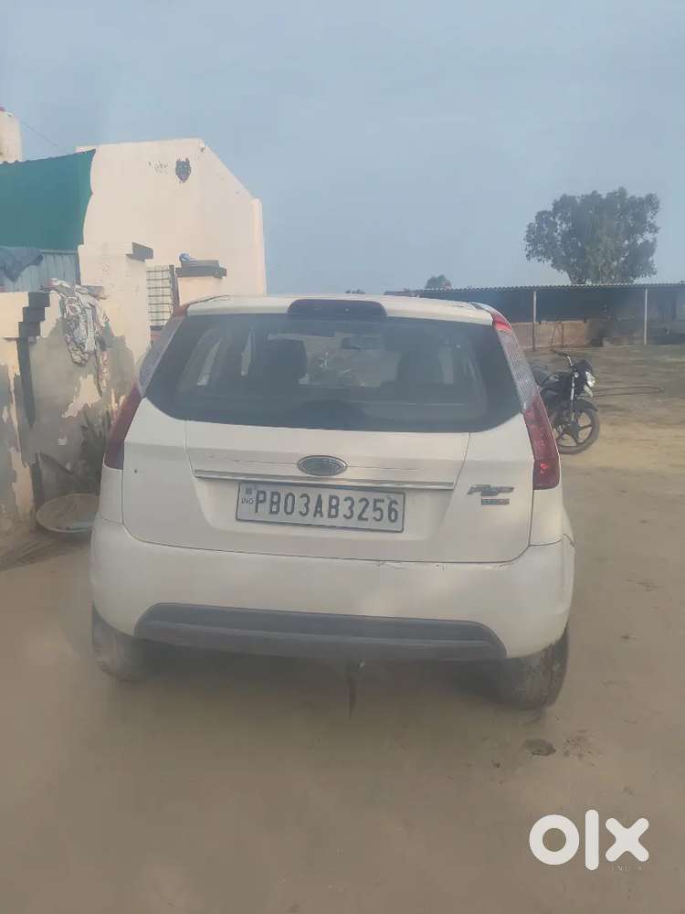 Ford Figo Diesel Zxi 2012   All Paper Done