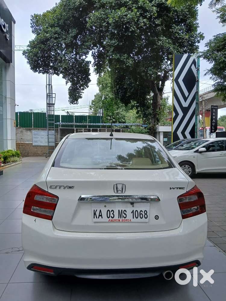 Honda City V Mt, 2013, Petrol