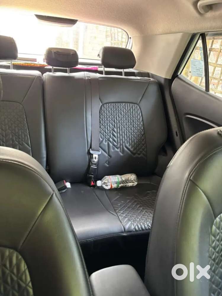 Hyundai New Venue 2024 Petrol Well Maintained