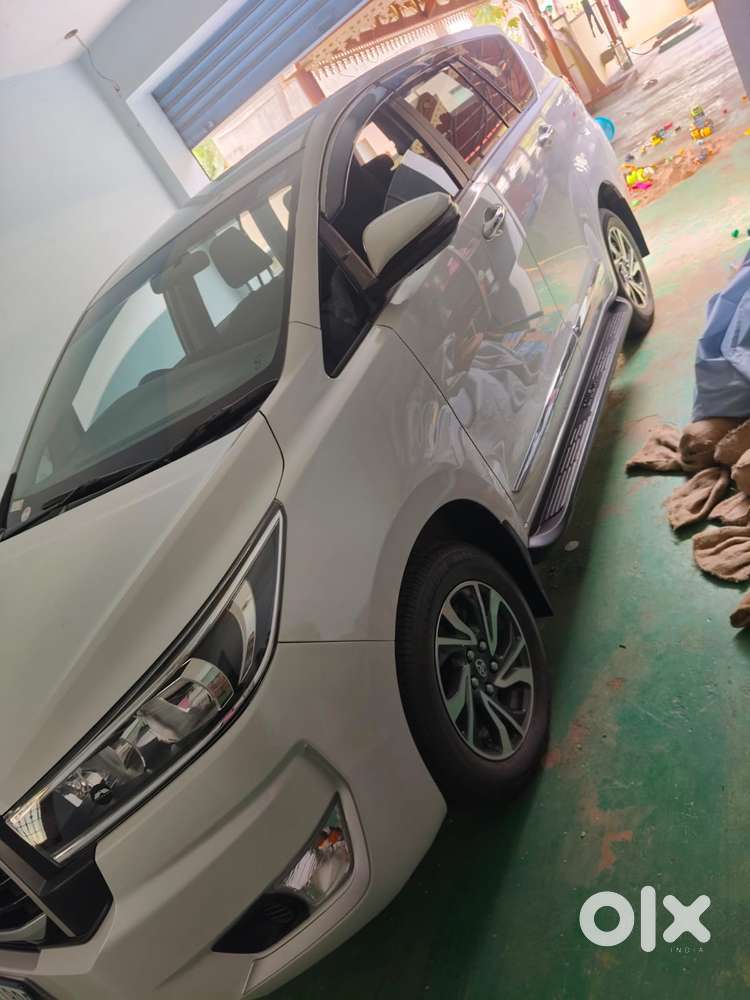 Toyota Innova Crysta 2.4 Gx Limited Edition 8 Str, 2025, Diesel