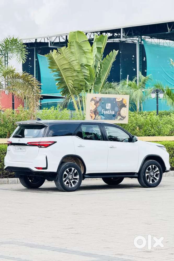 Toyota Fortuner Legender, 2023, Diesel