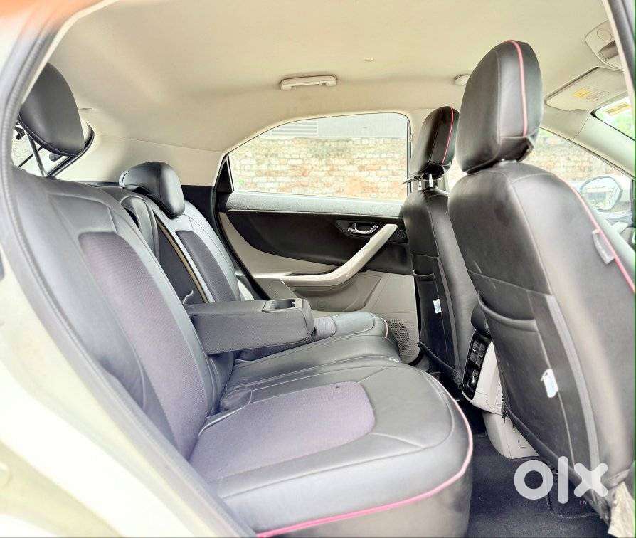 Tata Nexon 1.2 Revotron Xza Plus (o) Amt, 2018, Petrol