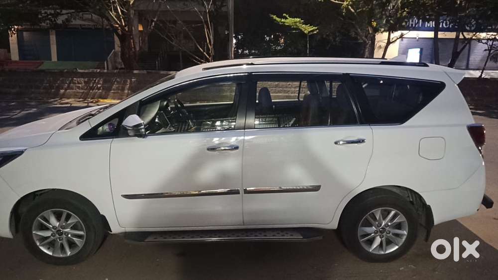 Toyota Innova Crysta 2019 Diesel 120000 Km Driven