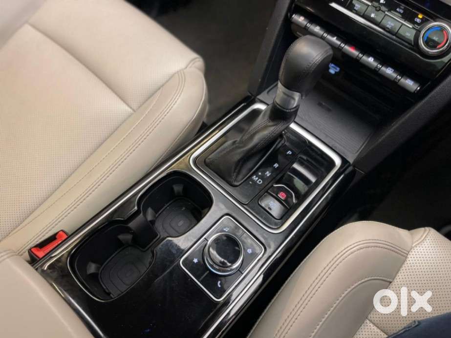 Mahindra Xuv700 2.2 Ax 7 Diesel At Luxury Pack Str, 2022, Diesel