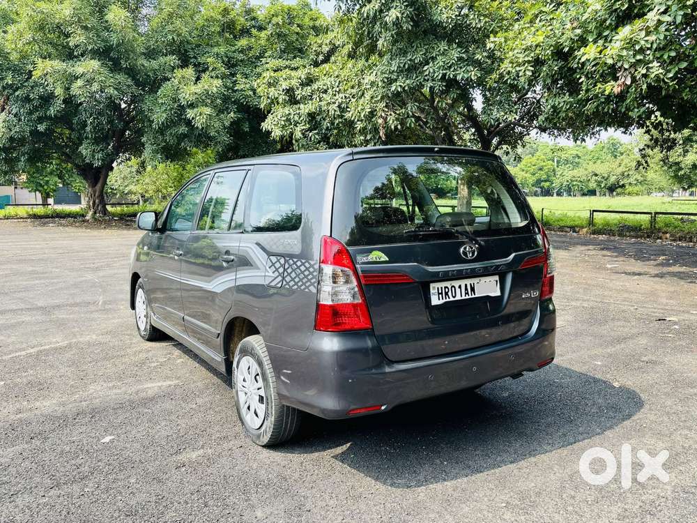 Toyota Innova 2.5 G (diesel) 7 Seater Bs Iv, 2015, Diesel