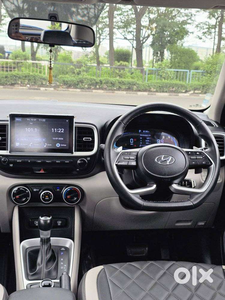 Hyundai Venue 1.0 S (o) Turbo Dct, 2024, Petrol