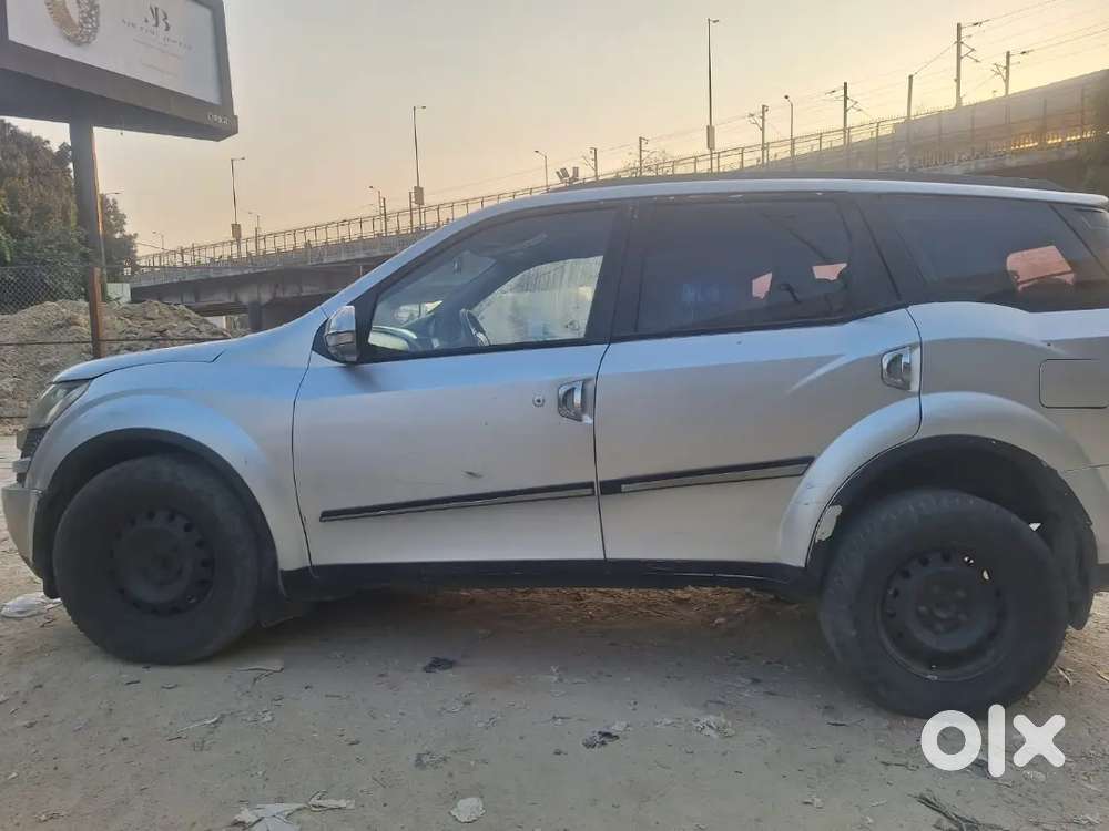 Mahindra Xuv500 2012 Diesel 121800 Km Driven