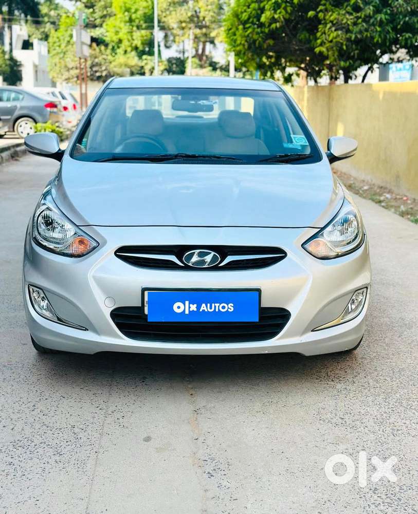 Hyundai Verna 1.6 Sx Vtvt, 2013, Petrol