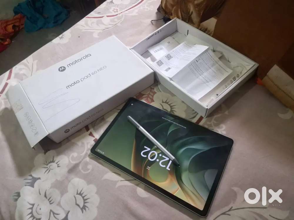 Moto pad 60 neo 5g with wifi+5Gsim storage 8/128+6Gb expandable