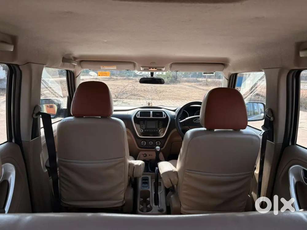 Mahindra Tuv 300 T8