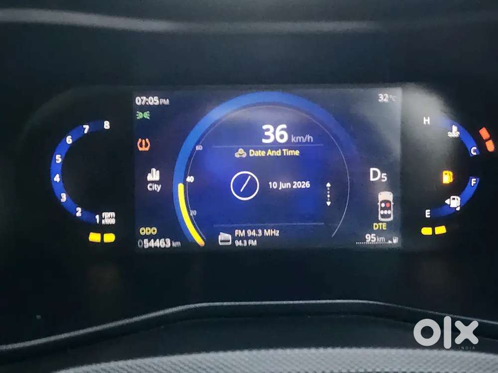 Tata Nexon Crtv+pdca
Automatic 
360 Degree Camera 
1st Owner
