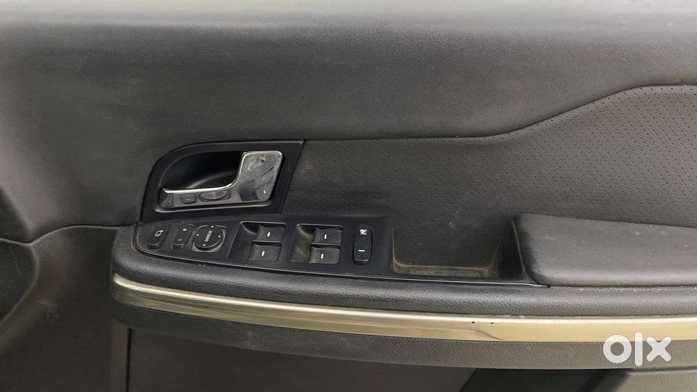 Tata Hexa 2.2 Xta 4x2 7 Str, 2017, Diesel
