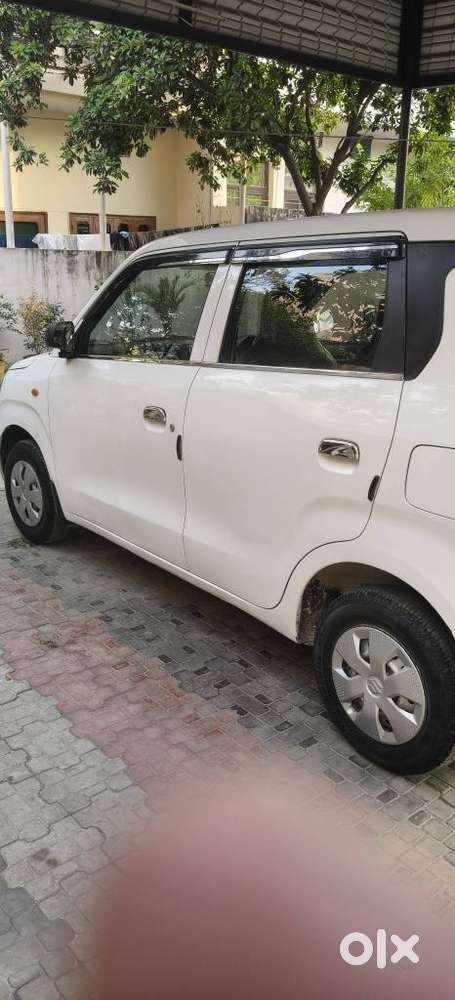 Maruti Suzuki Wagon R Lxi Optional, 2022, Petrol