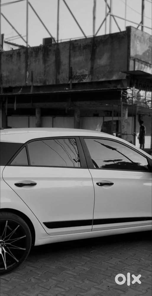 Hyundai I20 Asta Opt Top Model Push To Start With 52000 Km Driven