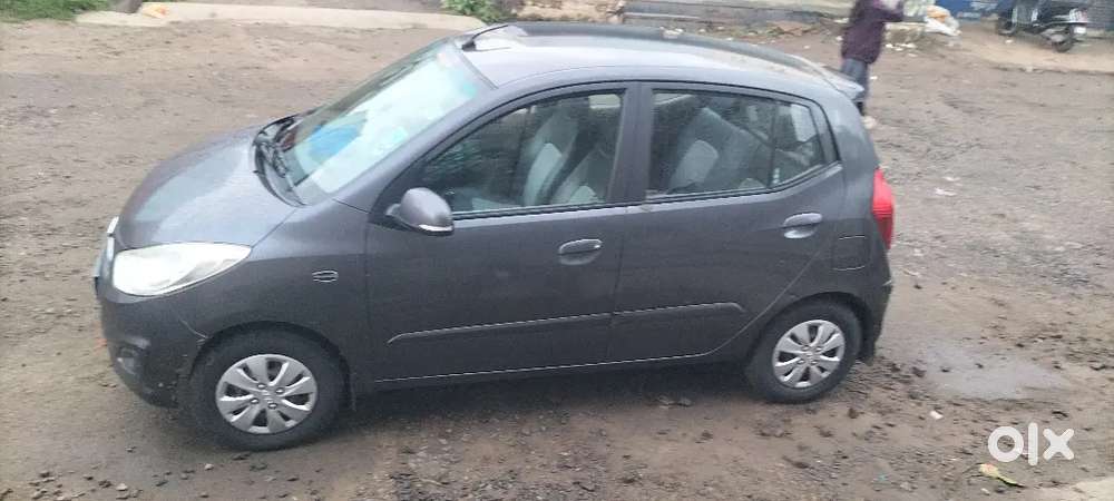Hyundai I10 Sportz 2012