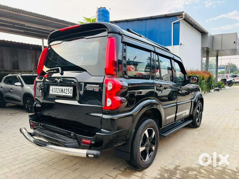 Mahindra Scorpio S11 Mt 7s, 2023, Diesel