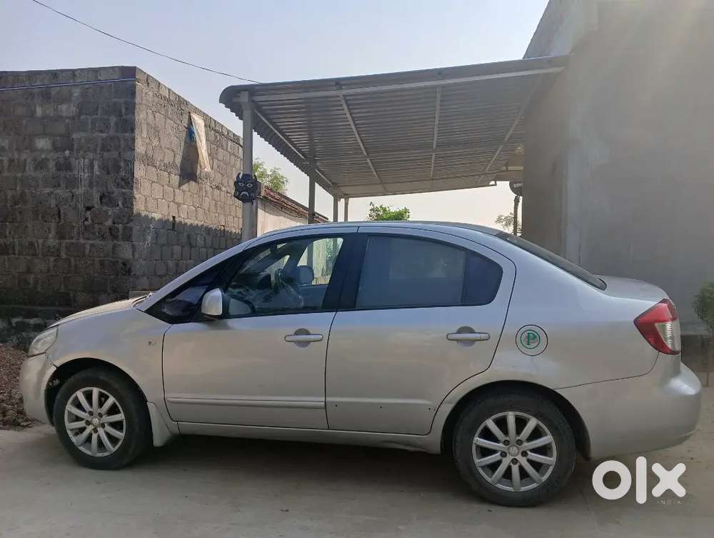 Maruti Suzuki Sx4 Zxi Petrol 2010