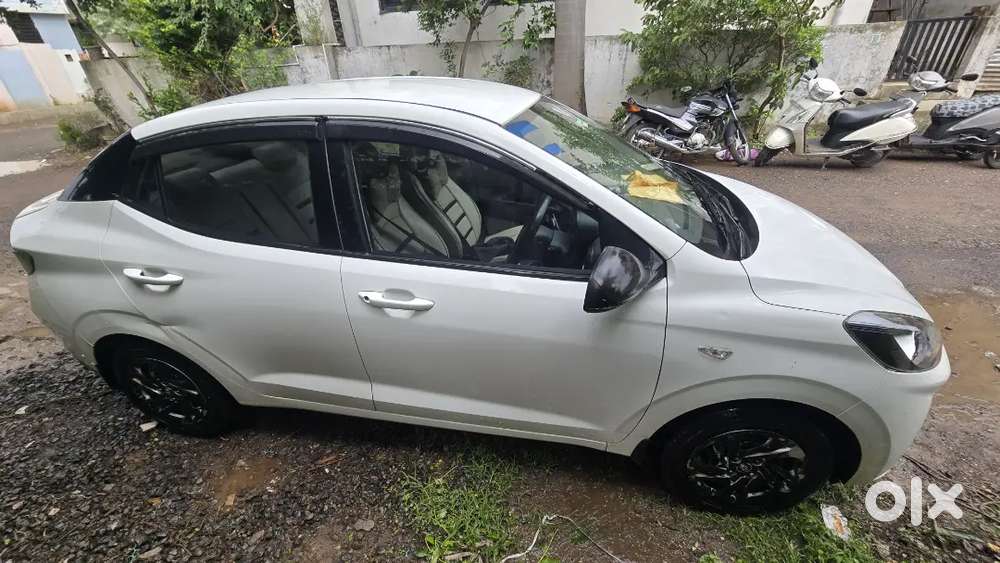 Hyundai Aura Nov 2020 Petrol Manual