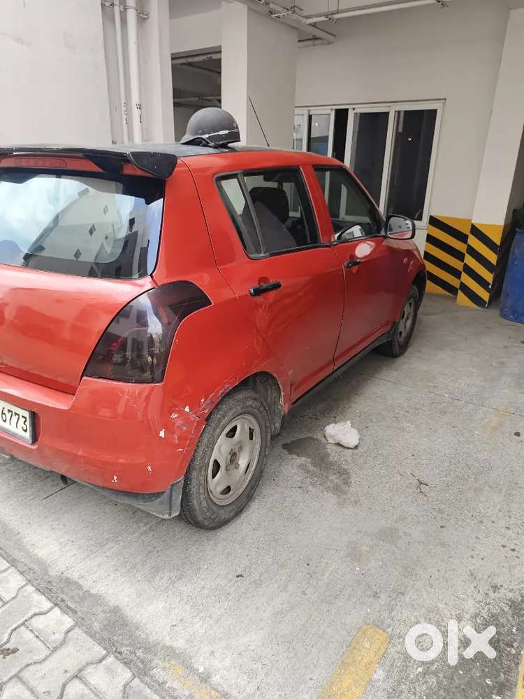 Maruti Suzuki Swift 2011 Petrol Single Owner 84000 Km Driven