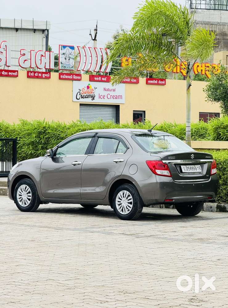 Maruti Suzuki Swift Dzire Amt Vxi, 2017, Petrol