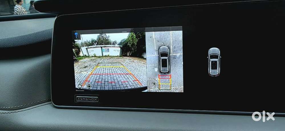 Mahindra Xuv700 2.2 Ax 7 Diesel At Luxury Pack Str Awd, 2022, Diesel