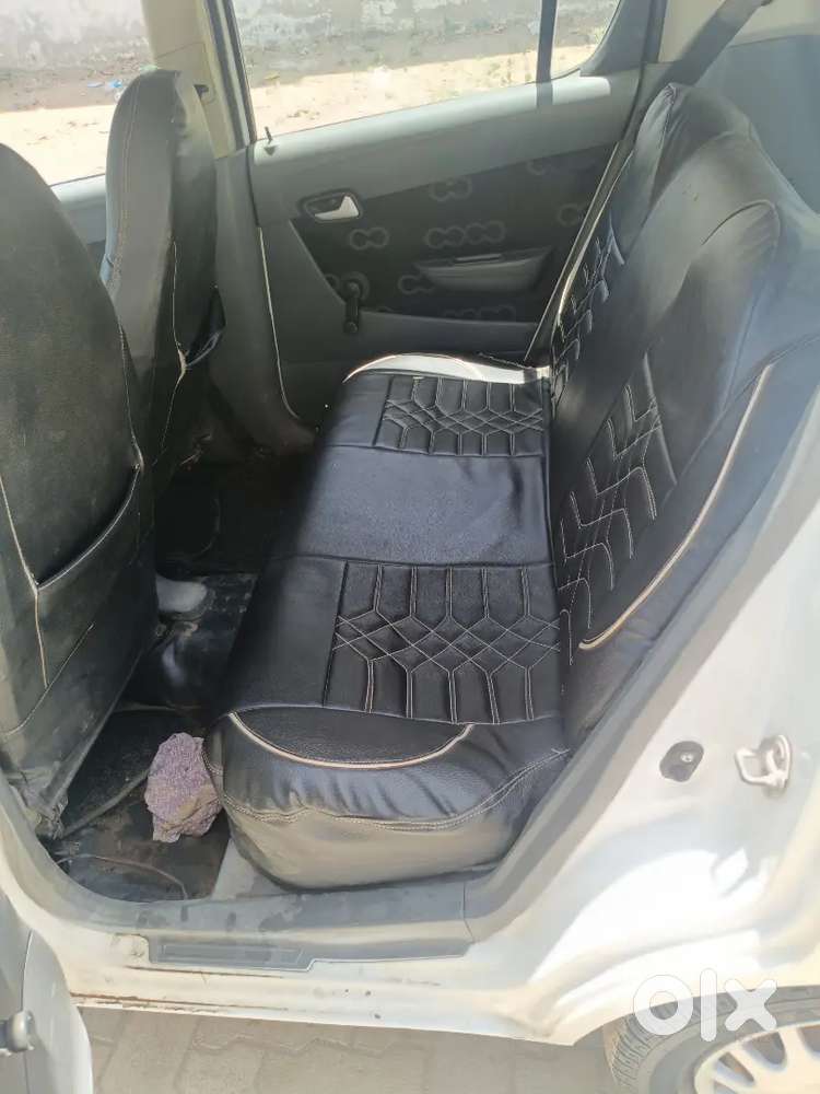 White Alto Good Condition With 60% Tyre New Battery