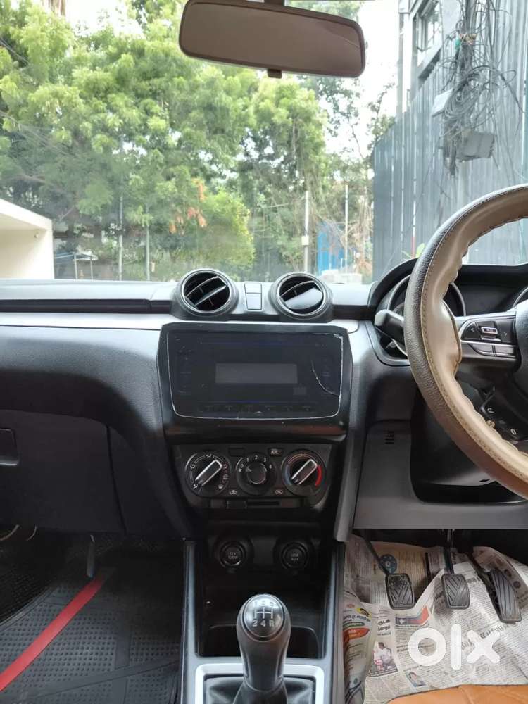 Maruti Suzuki Swift Vxi, 2022, Petrol