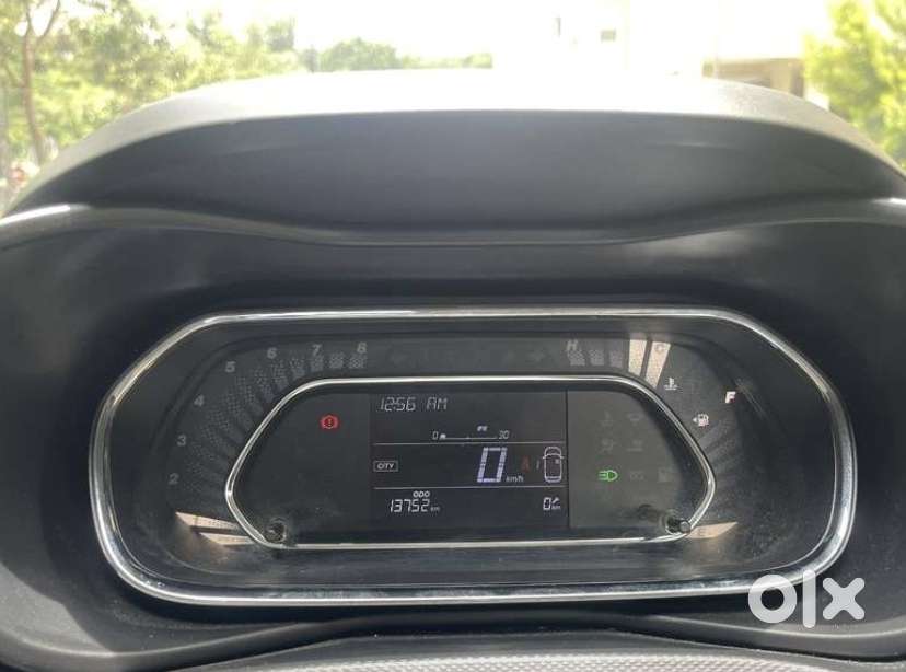 Tata Nexon Smart Plus1.2 Revotron Petrol 5 Mt, 2023, Petrol