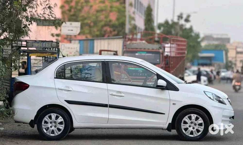 Honda Amaze S Mt I-vtec, 2015, Cng & Hybrids
