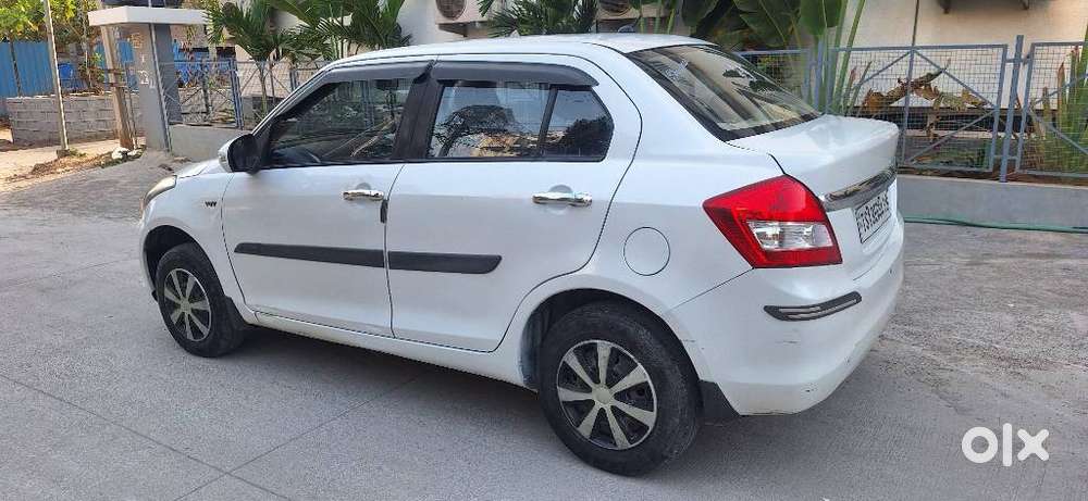 Maruti Suzuki Swift Dzire 1.2 Vxi Bsiv, 2017, Petrol