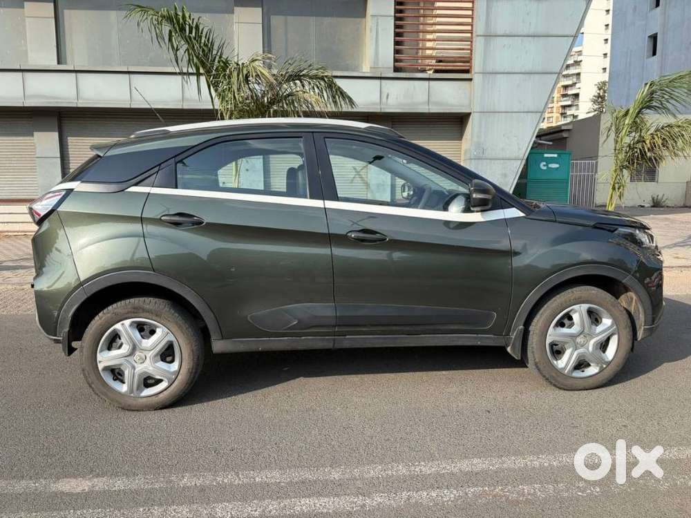 Tata Nexon 1.5 Revotorq Xma Plus (s) Amt, 2021, Petrol