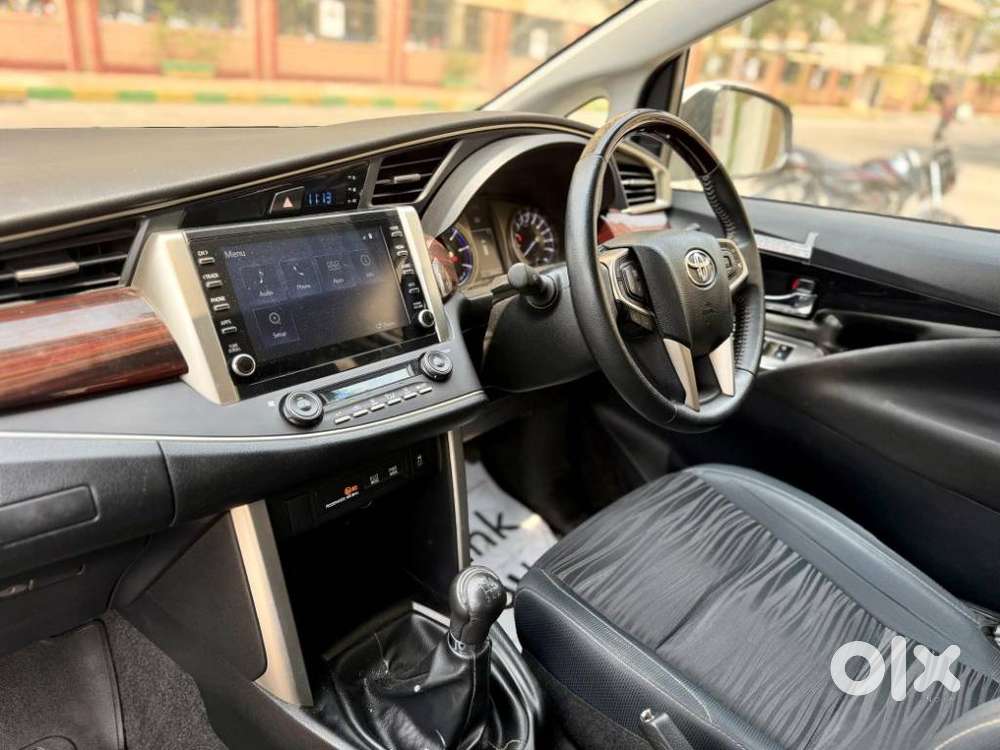 Toyota Innova Crysta 2.4 V 7 Str, 2023, Diesel