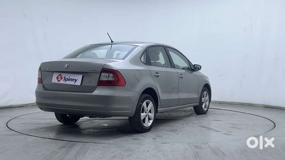 Skoda Rapid [2016-2021] 1.6 Mpi Style Plus, 2015, Petrol