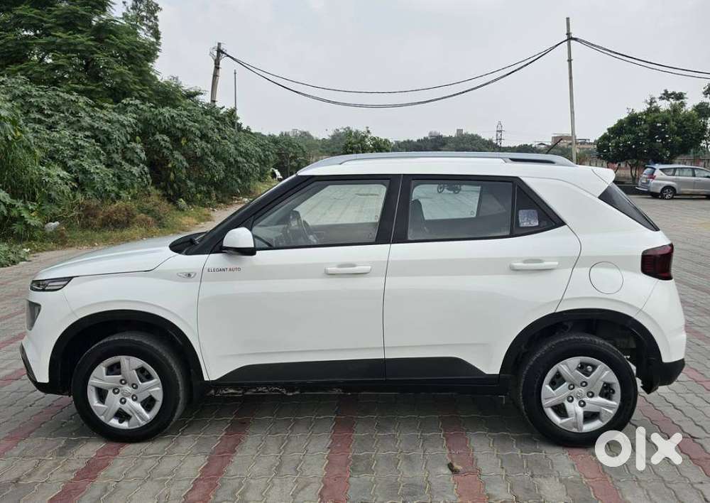 Hyundai Venue S 1.2 Petrol, 2021, Petrol