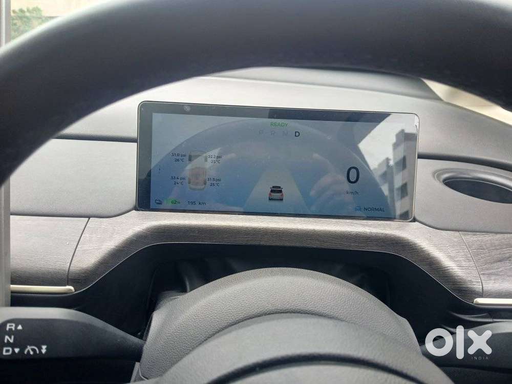 Mg Windsor Ev Essence, 2024, Electric