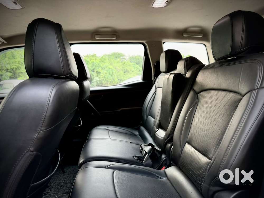 Mahindra Scorpio N Z4 Petrol Mt 7 Str, 2024, Petrol