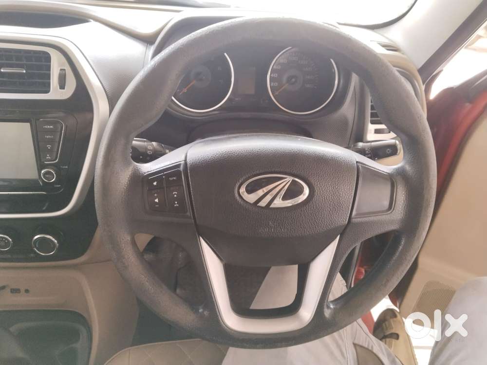 Mahindra Tuv 300 T10 Dual Tone, 2017, Diesel