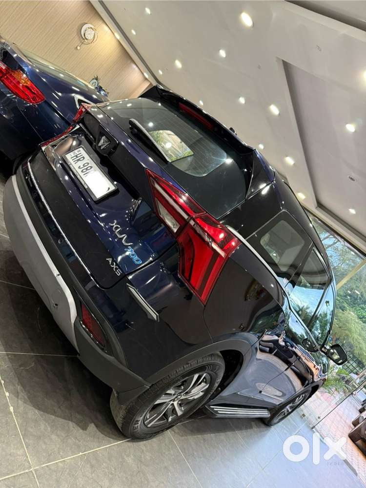 Mahindra Xuv700 2.0 Ax 5 Petrol At Str, 2024, Petrol