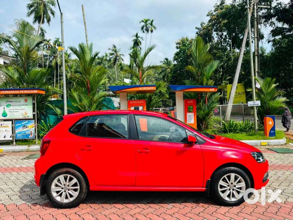 Volkswagen Polo Petrol Highline 1.2l, 2016, Petrol