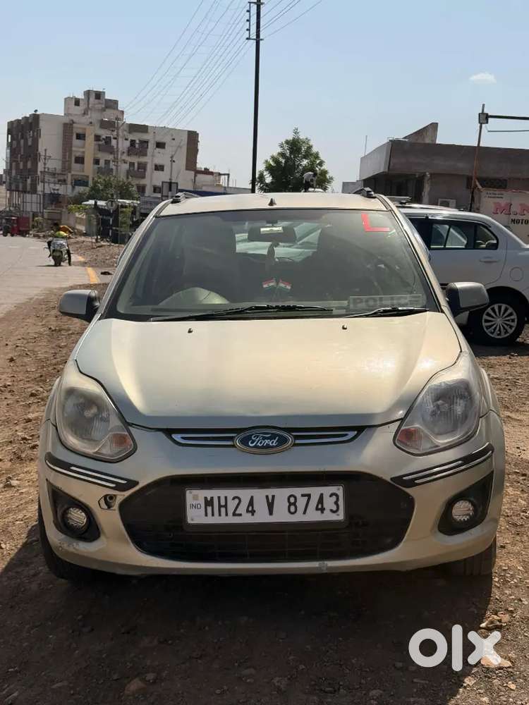 Ford Figo 2013 Titanium 25 Km Driven