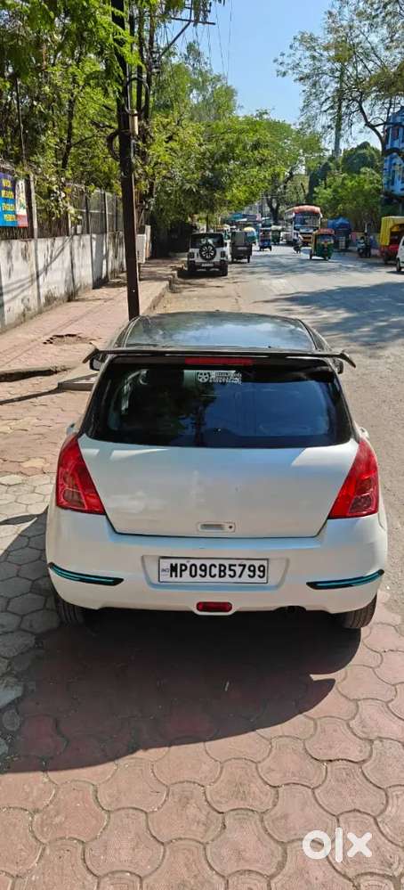 Maruti Suzuki Swift 2007 Petrol Manual