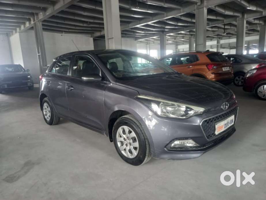 Hyundai I20 Sportz 1.2 Bs-iv, 2017, Petrol