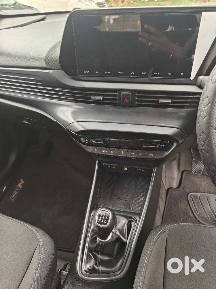 Hyundai New I20 1.2 Asta (o) Ivt, 2023, Petrol