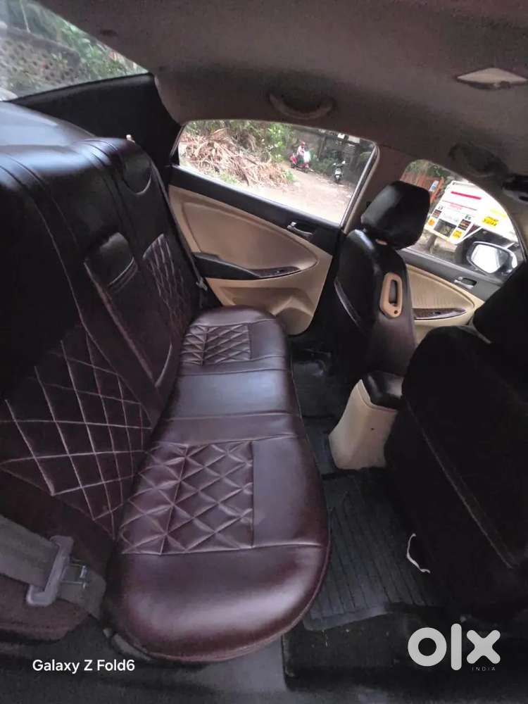 Verna1.6(automatic 2017) 60,000km